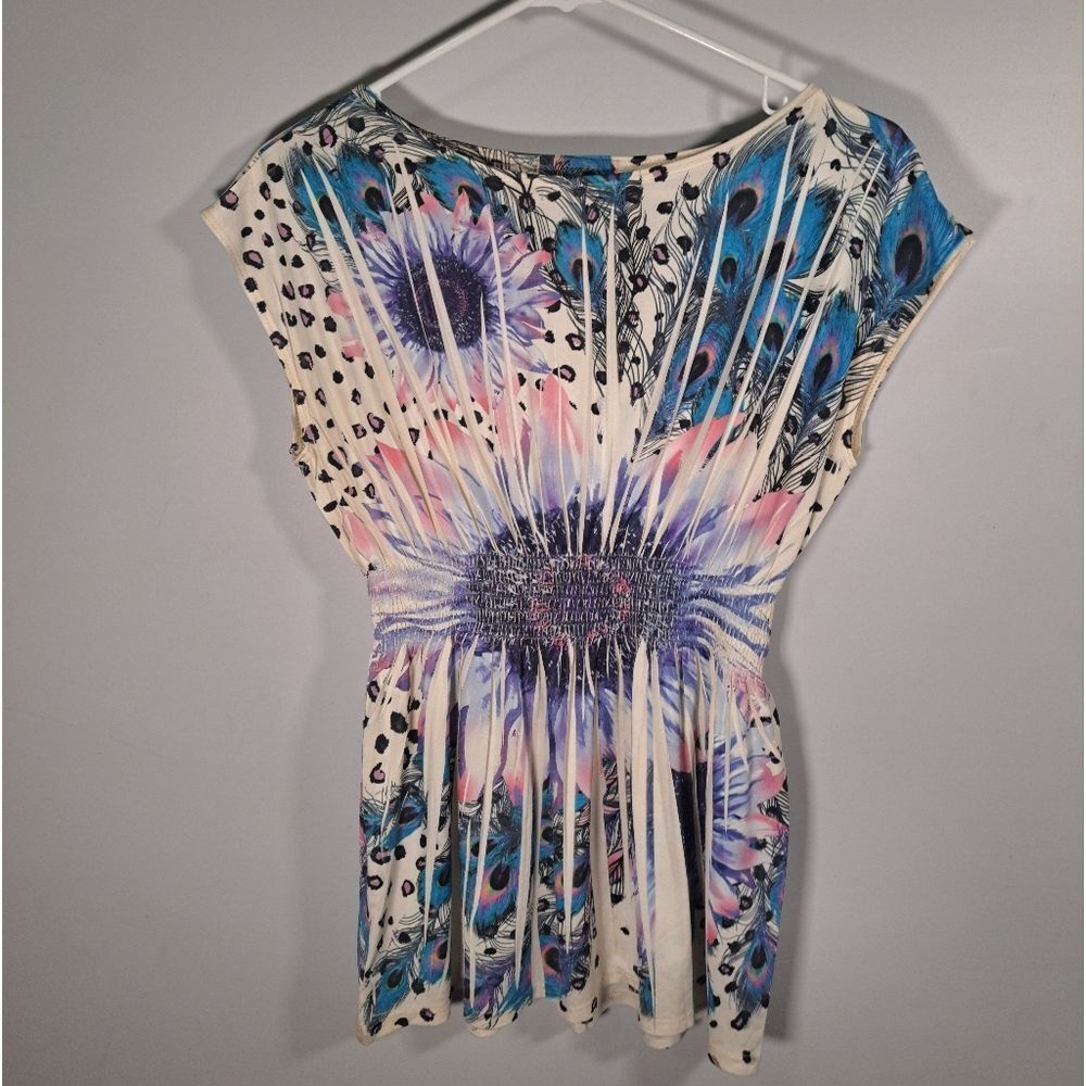 3/$15 Vivace Sleeveless patterned blouse size medium